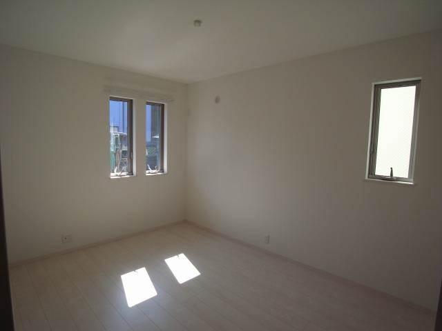 滝野川４丁目戸建 null