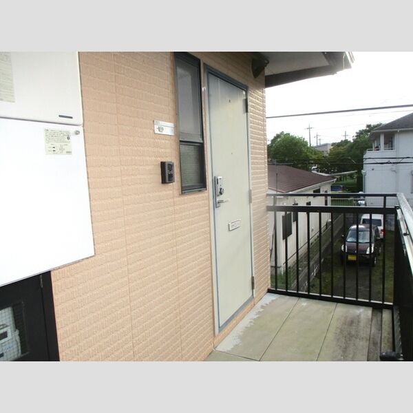 グリーンヒルズ　B棟201号室 玄関