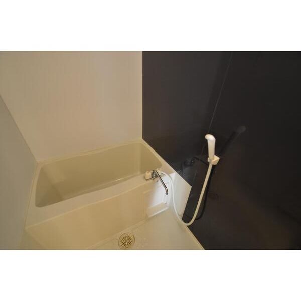 メゾン太陽II102号室 お風呂