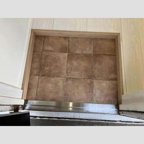 エステートピア202号室 退去前につき、前回募集時のお写真です。