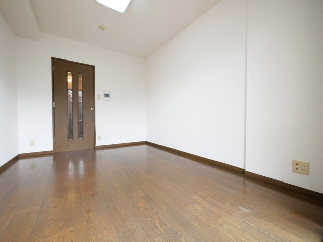 ライオンズテラス武蔵小金井2階 内観