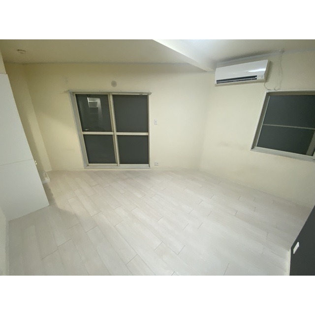 スリーパインズ リビング