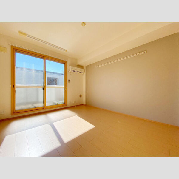 メゾン テラ 305号室　洋室