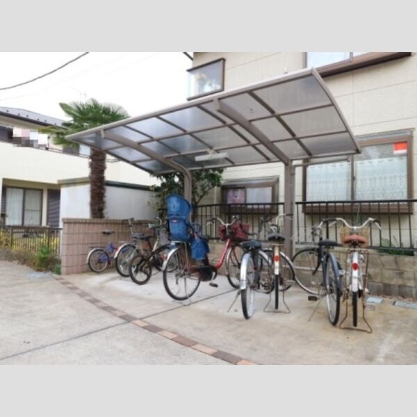 プロシード青葉台　C 駐輪場