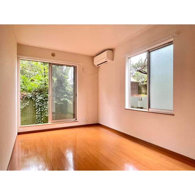 クラウンハイツⅠ105号室 ☆洋室6.1帖