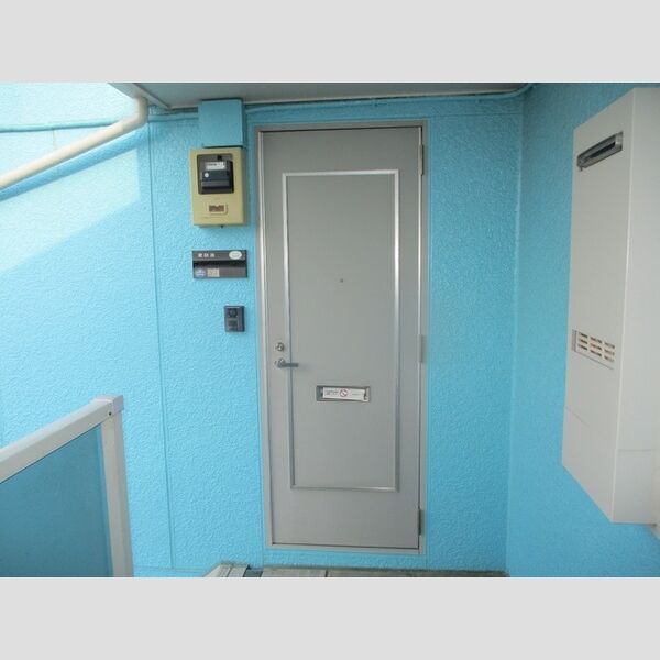 エミーハイツ 玄関