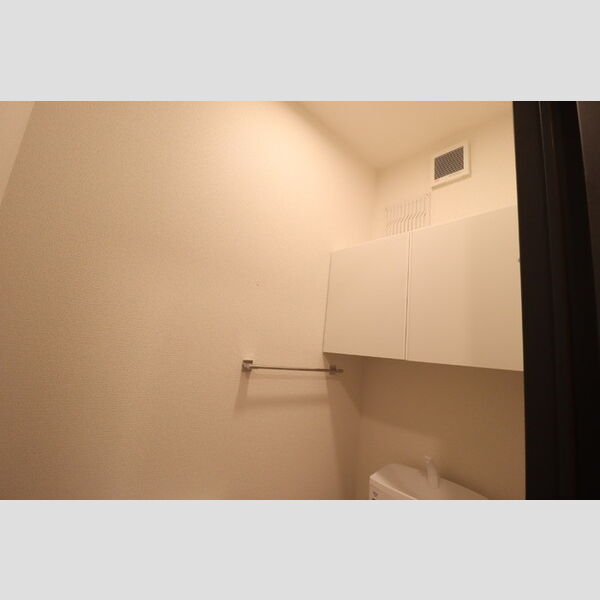 ボア・フォレット トイレ　棚