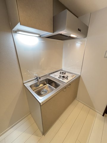 ウィンメゾン薬園台0105号室 キッチンでお料理をお楽しみください