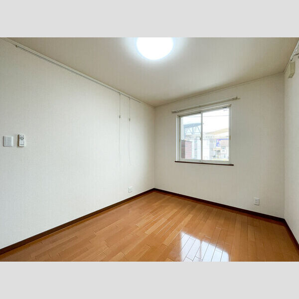 プレミール　C 洋室