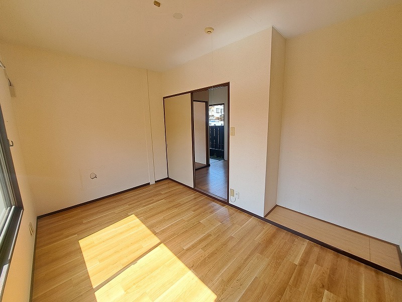 パールハイツ1階 内観