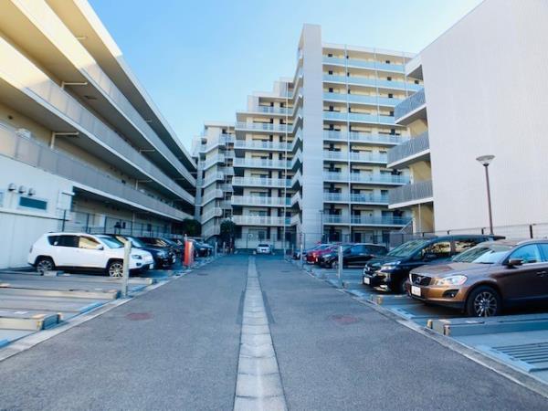 Ｂｒｉｌｌｉａ　ｉｓｔ　三軒茶屋　ブラッサムテラス8階 駐車場