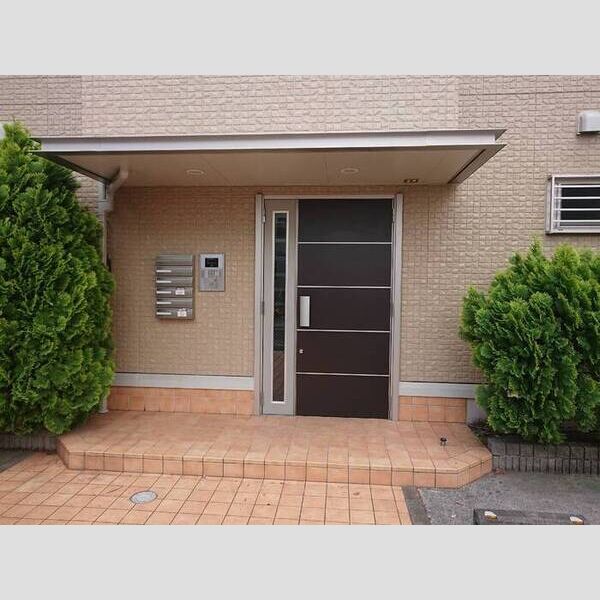 Park Crescent エントランス