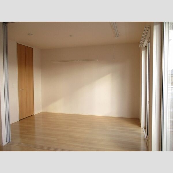 D-ROOM West205号室 洋室(リビング隣接)