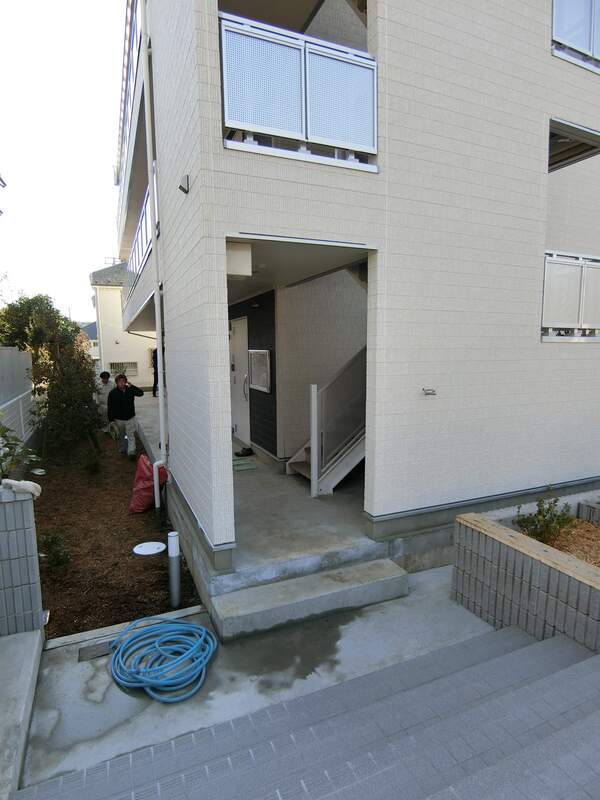 リブリ・大沼2階 エントランス