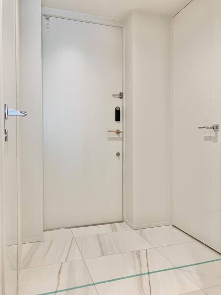 三田ガーデンヒルズ　サウスヒル 玄関