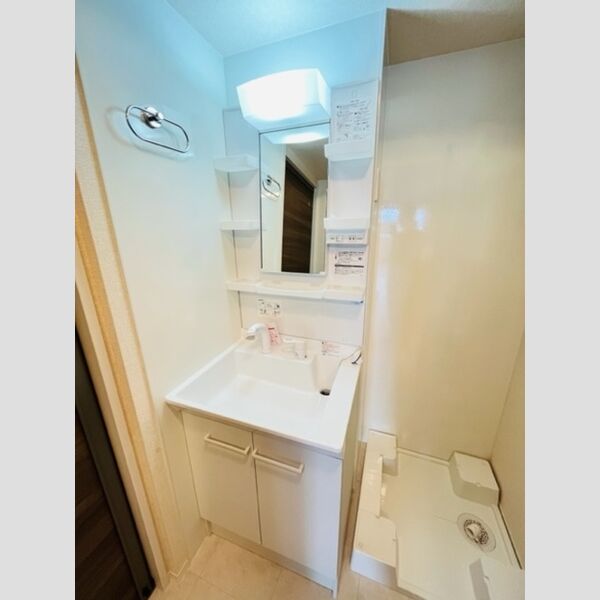 渚205号室 洗髪洗面化粧台