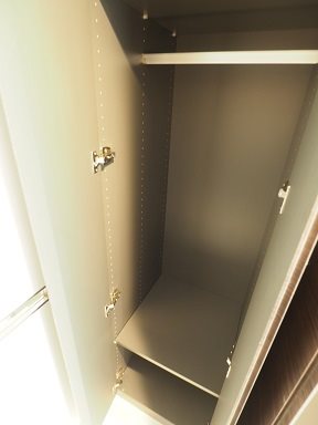 レジディア目黒Ⅳ2階 収納