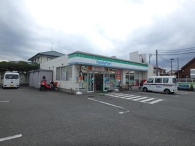 クレール宮沢 ファミリーマート宮沢町一丁目店