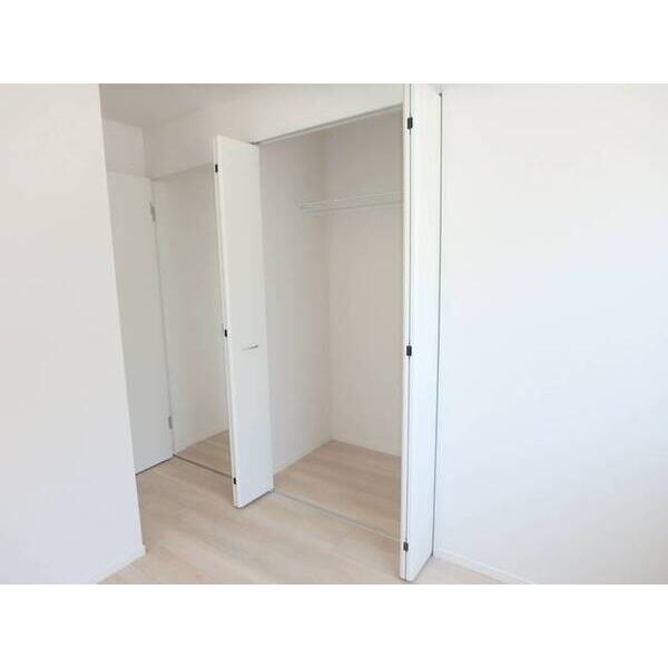 クレイドルガーデンさいたま市岩槻区本宿第4　7号棟 収納