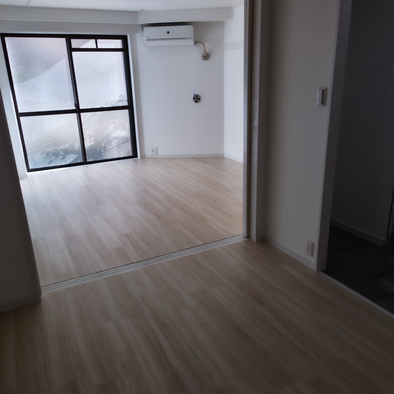 LUCENTCOURT西落合 リビング