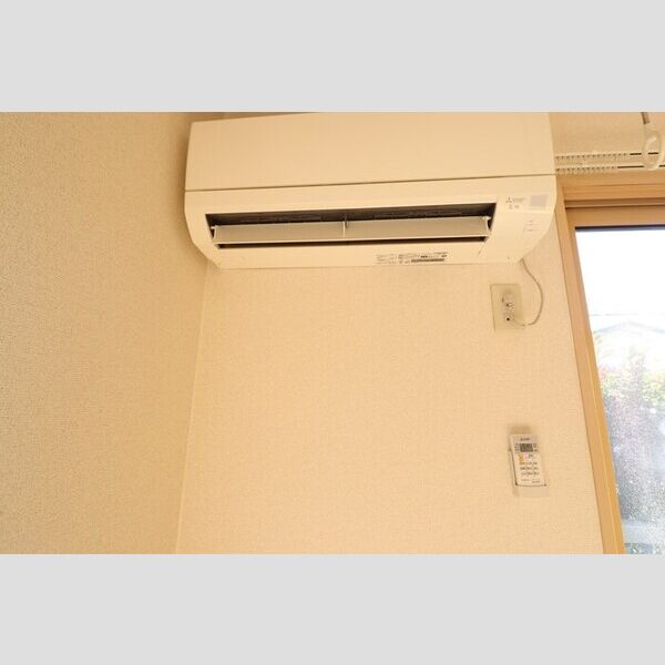 クロスクローバー101号室 エアコン