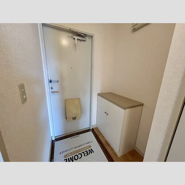 グレース田喜野井　Ⅲ番館 玄関