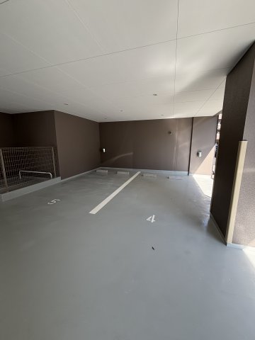 グランディアラフィーネ0903号室 駐車場