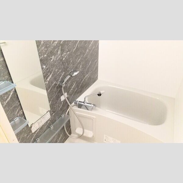 グランドウエスト横浜102号室 浴室