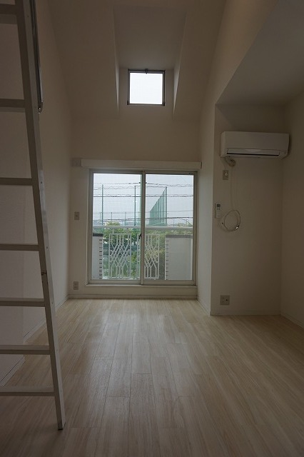 ローズアパート(Q-088)2階 リビング