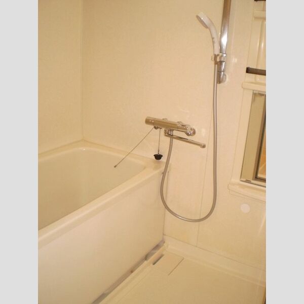 湘南藤沢ユーマンション106号室 浴室