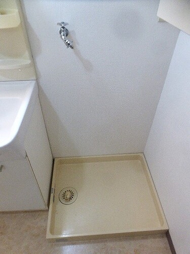 ビューハイツ高山2階 室内洗濯機置場　※2024年6月撮影