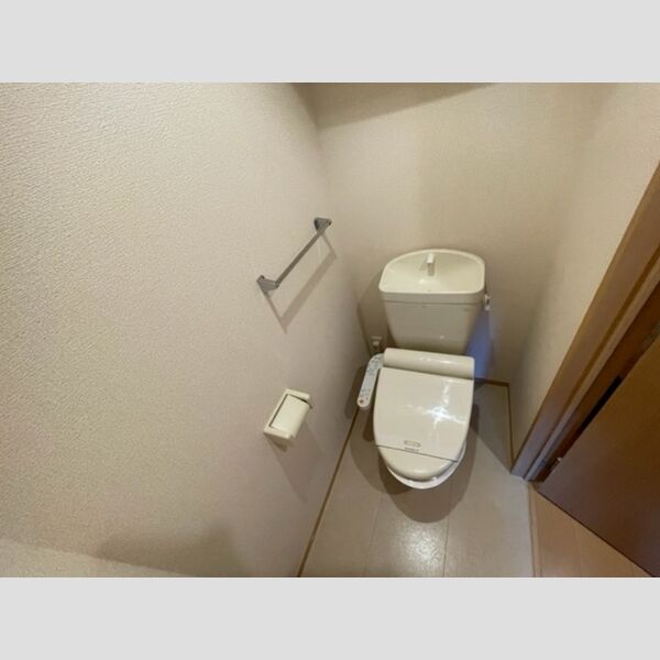 サン クラージュ202号室 温水洗浄便座付き