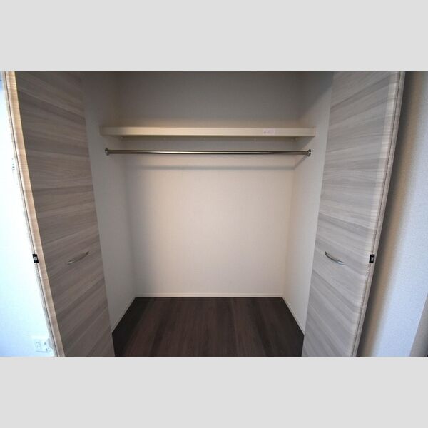 Dスクエア本町301号室 同建物別部屋の参考画像