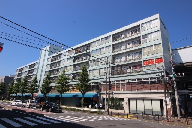 コンバイン新杉田4階 外観