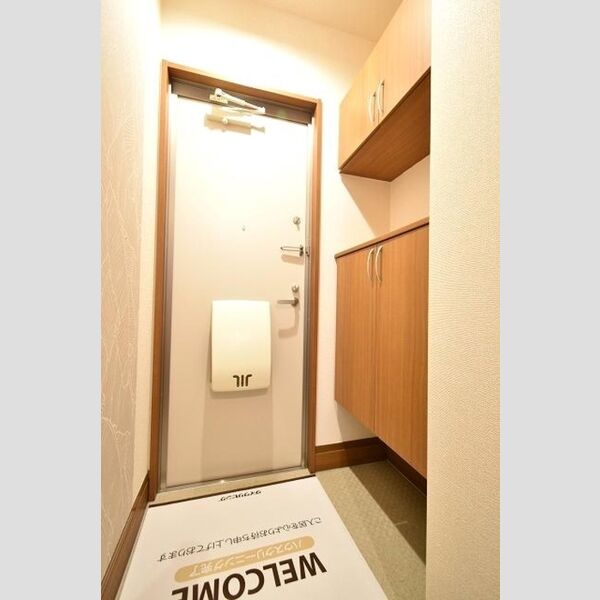 延沢戸建て　C棟 玄関