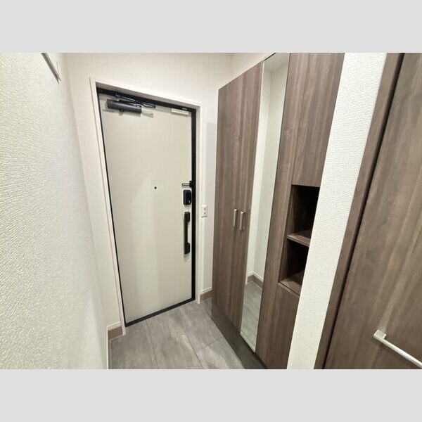 D’Bless上大岡103号室 玄関