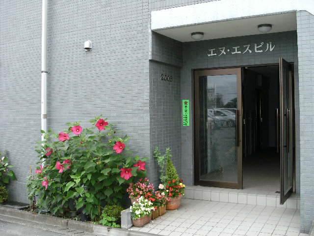 エヌエスビル3階 エントランス