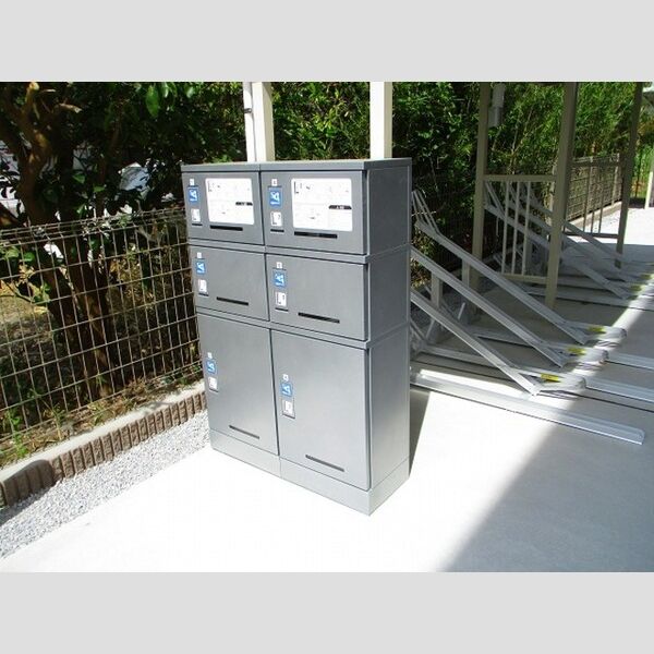 コットンパレス 宅配BOX