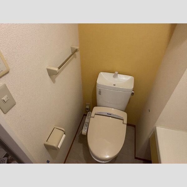 ラ・セゾン　壱番館201号室 トイレ