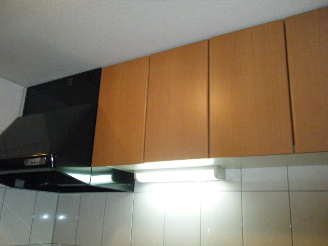 ビオス北朝霞 キッチン吊戸棚