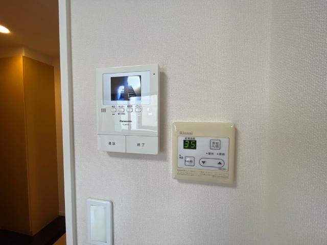 アンビシャス千葉城前202号室 モニターホン