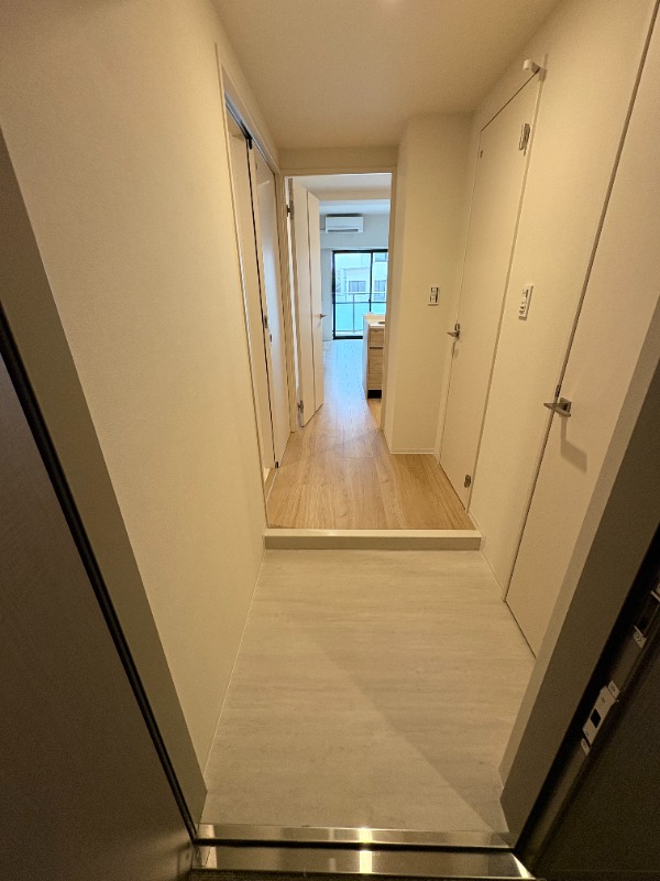 パピルス三ノ輪レジデンス5階 玄関