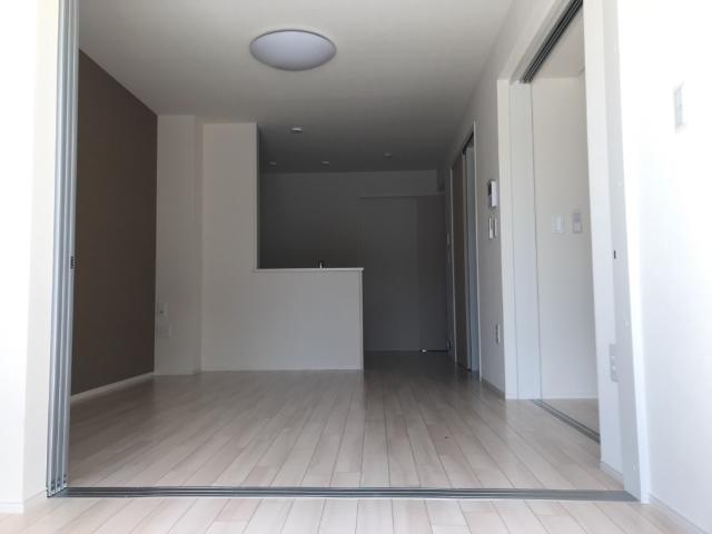 ルボワ　ｌｅ　ｂｏｉｓ105号室 リビング