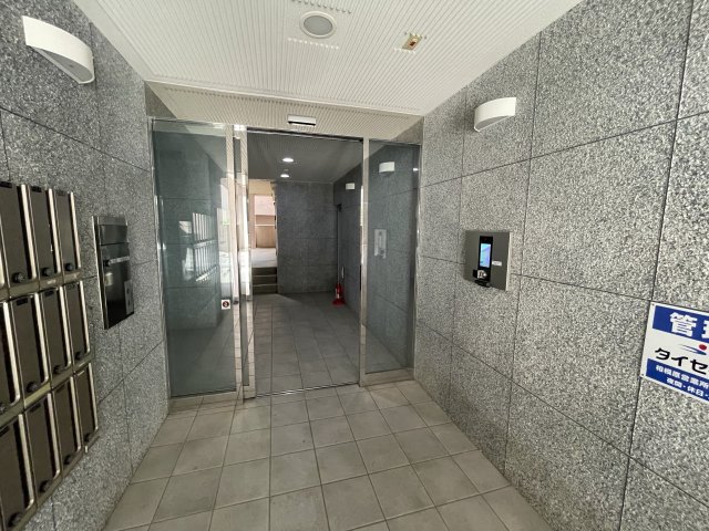 ルネス・グリーンピーク エントランス