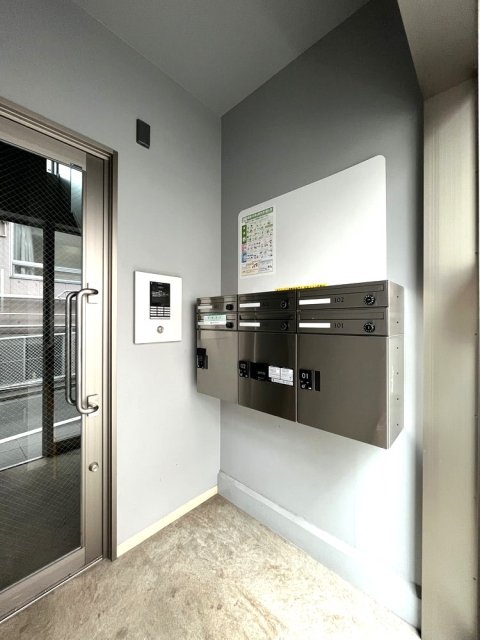 アレイムＫ2階 エントランス