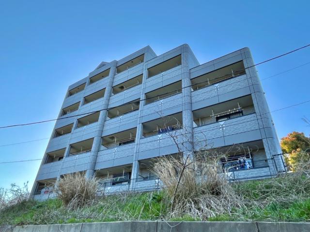 ウェルストン・シャルム 外観写真（昼）