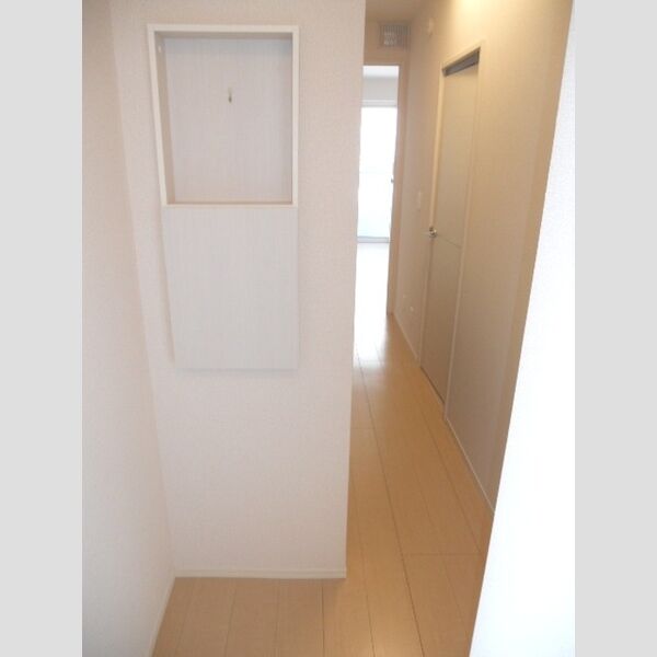 サウスフィールド101号室 同建物別部屋の参考画像