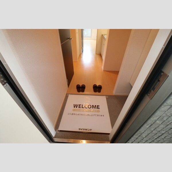 ディアコート馬橋 玄関