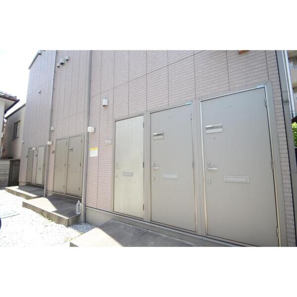 ラターシュ本郷203号室 外観