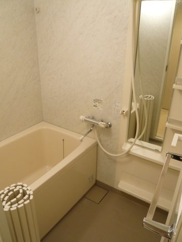 レガロ中野坂上705号室 お風呂